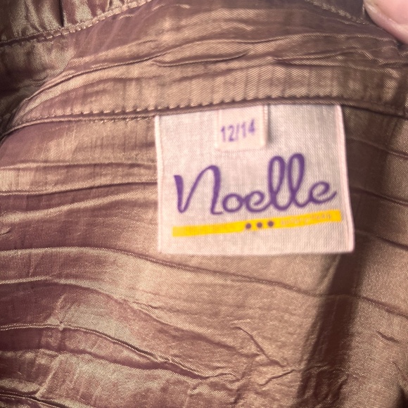 BEAUTIFUL NOELLE DESIGNER CRINKLED SILK JACKET - Picture 13 of 16